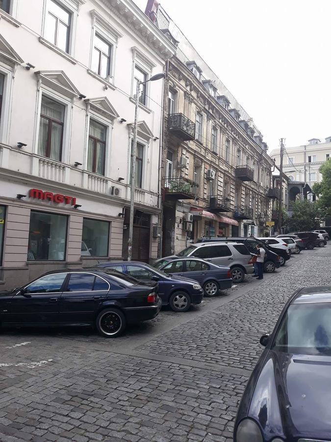 Hey Georgia Hotel Tbilisi Exterior photo