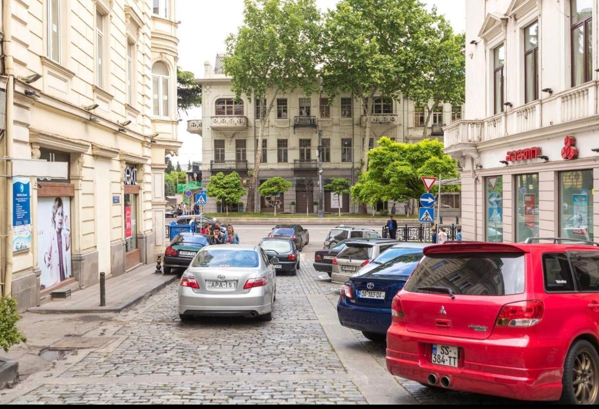 Hey Georgia Hotel Tbilisi Exterior photo